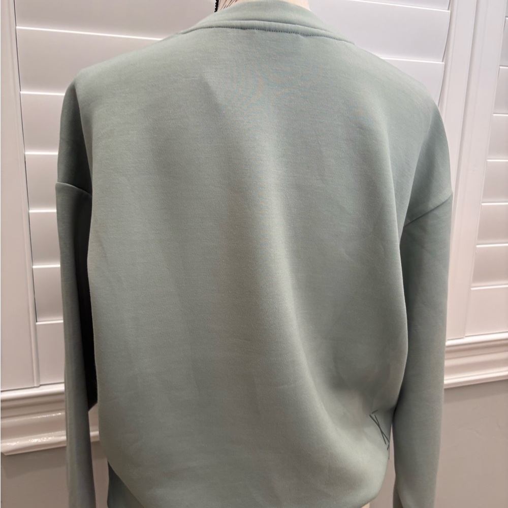 Women’s SF Giants Crewneck Sweater Sage Green - Picture 4 of 7